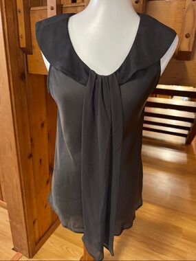 Lapis Size Large L charcoal gray Black Sleeveless Tie-Front Camisole blouse top